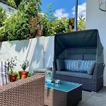 Chez Coco 1 *